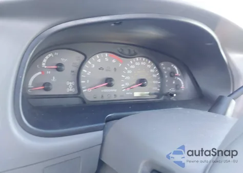 2004 Toyota Sequoia Sr5 V8 z USA, uszkodzony, nr VIN 5TDBT44A44S205477